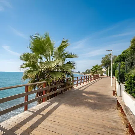 Ultimate - Centrally Located Beachside Apartamento Estepona